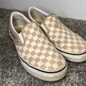 Women’s light pink check vans slip on